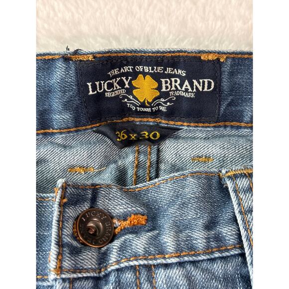 Lucky Brand Jeans 361 Vintage Straight Jeans 36x30 Light Wash Denim - Picture 2 of 10